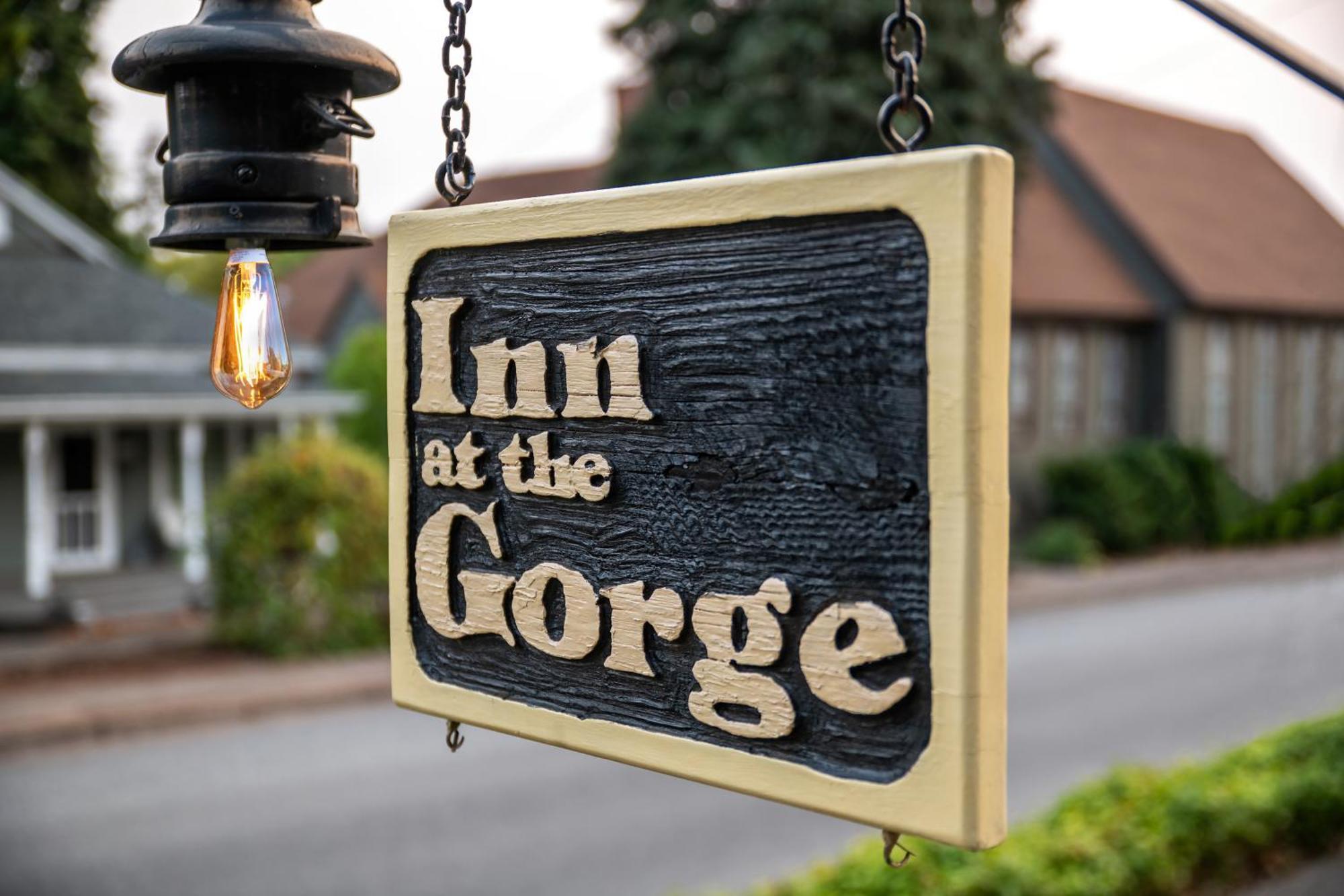 Inn At The Gorge Hood River Bagian luar foto